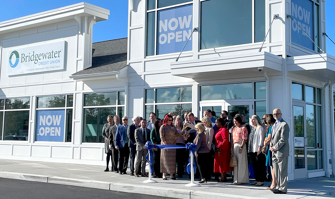 MVCU Plymouth Ribbon Cutting